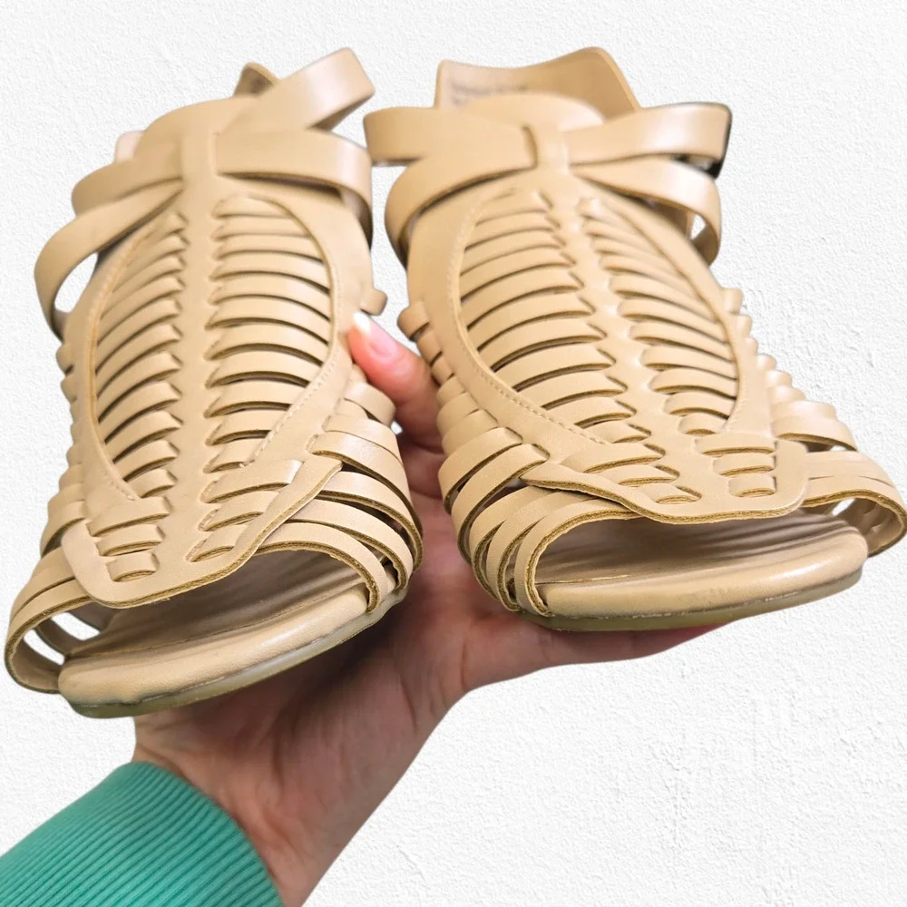 American Eagle Nude Gladiator Block Heel Sandals Size 5.5W – Strappy Caged Heels